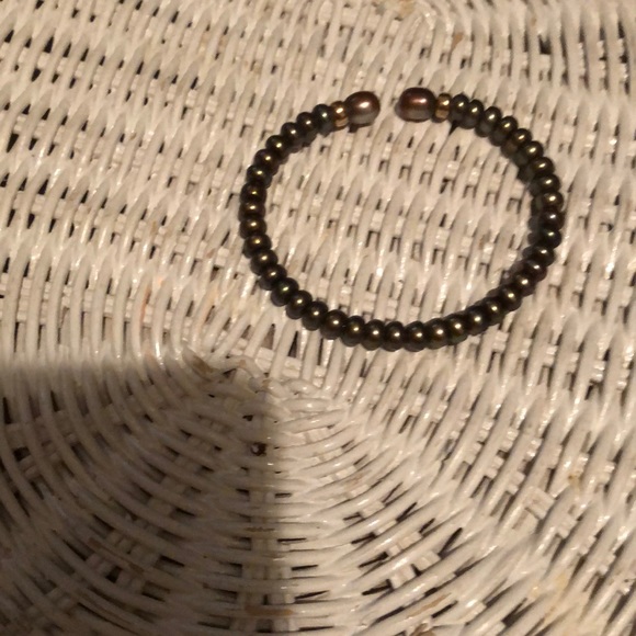 Brown pearl bead bracelet loose fitting - Picture 2 of 2